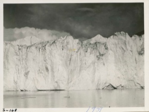 Image: Face of Umaimako Glacier in Kangderluk Fiord